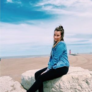 Meet your Posher, Madison